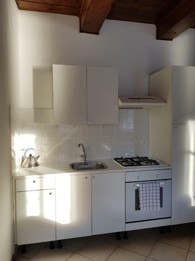 אורטה סאן ג'יוליו Casa Vacanza Isola מראה חיצוני תמונה
